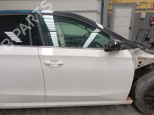 Dør højre fortil SKODA FABIA IV (PJ3) 1.0 TSI (110 hp) 31882187