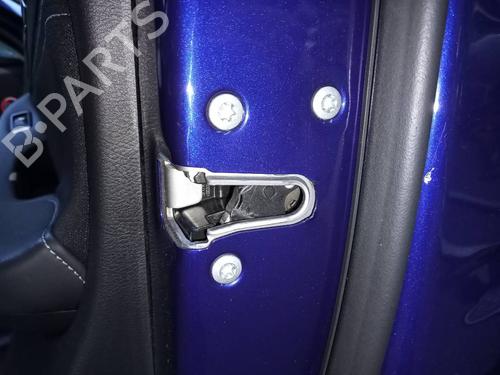 Høyre foran lås INFINITI Q30 [2015-2025]  22715957