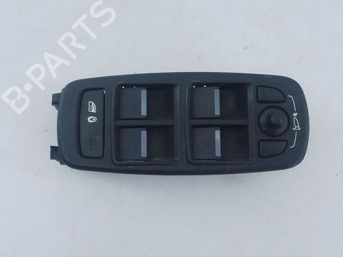 Venstre fortil elrude kontakt JAGUAR XE (X760) 2.0 D (180 hp) 31907105