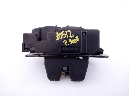 Used Tailgate lock PEUGEOT 3008 II SUV (MC_, MR_, MJ_, M4_) 1.5 BlueHDi 130 (131 hp) 10549144