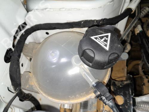 Used Expansion tank CITROËN C3 AIRCROSS II (2R_, 2C_) 1.2 PureTech 130 (2RHNYH) (131 hp) 23957765
