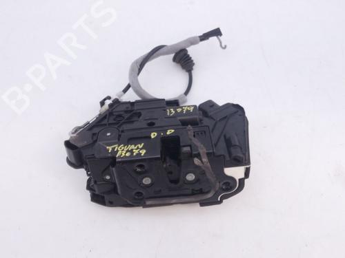 Used Front right lock VW TIGUAN (5N_) [2007-2018]  23566077
