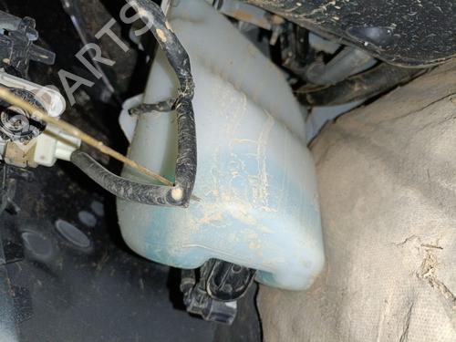 Used Windscreen washer tank PEUGEOT 2008 I (CU_) 1.2 THP 110 / PureTech 110 (110 hp) 25900682