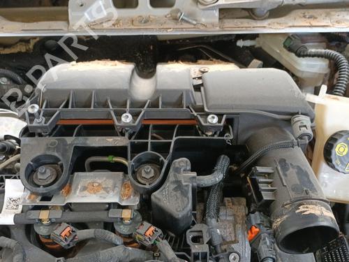 Used Air filter box PEUGEOT 308 II (LB_, LP_, LW_, LH_, L3_) 1.5 BlueHDI 100 (102 hp) 27338940