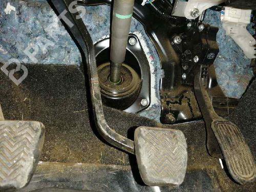 Used Break pedal Break pedal TOYOTA HILUX VIII Pickup (_N1_) 2.4 D 4WD (GUN125_, GUN125R) (150 hp) 8787245 8787245