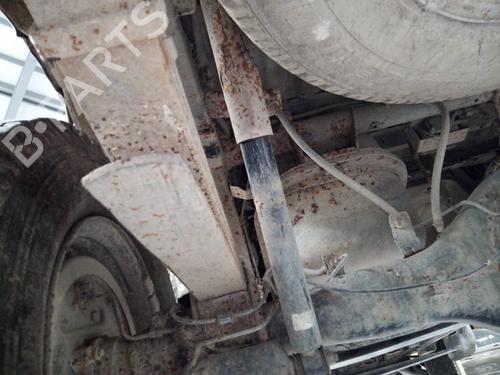Used Left rear shock absorber MITSUBISHI L200 / TRITON (KA_T, KB_T) 2.5 DI-D 4WD (KB4T) (136 hp) 7855065
