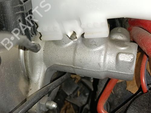 Hovedbremsecylinder BMW X2 (F39) sDrive 18 d (150 hp) 31885787