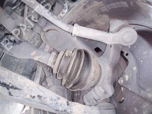 Used Right front steering knuckle VOLVO XC70 II (136) D5 AWD (205 hp) 12494190
