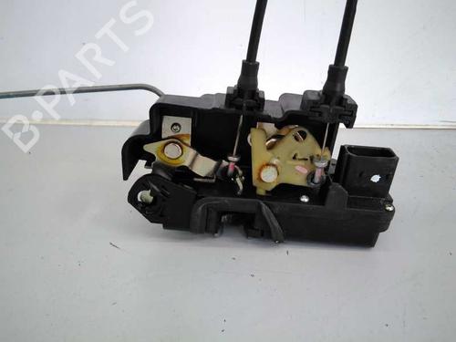 Used Front right lock CHEVROLET CAPTIVA (C100, C140) 2.0 D 4WD (150 hp) 3362414