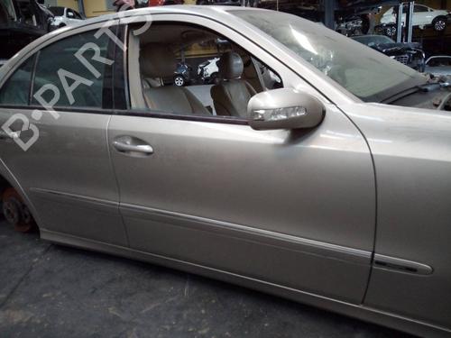 Right front door MERCEDES-BENZ E-CLASS (W211) E 320 CDI (211.026) | BP18483752C3 