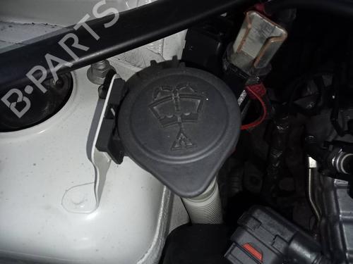 Used Windscreen washer tank BMW X1 (E84) sDrive 18 d (143 hp) 20726721