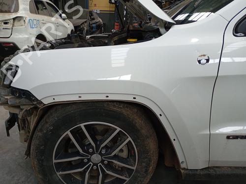 Used Left front fenders JEEP GRAND CHEROKEE IV (WK, WK2) 3.0 CRD V6 4x4 (250 hp) 31885839
