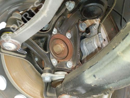 Used Left front steering knuckle VW CRAFTER Platform/Chassis (SZ_) 2.0 TDI RWD (SZB, SZC, SZD, SZH, SZI, SZO, SZP, SZQ) (163 hp) 29019470