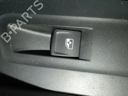 right-rear-window-switch-skoda-karoq-nu7-nd7-2017-33456528 main image