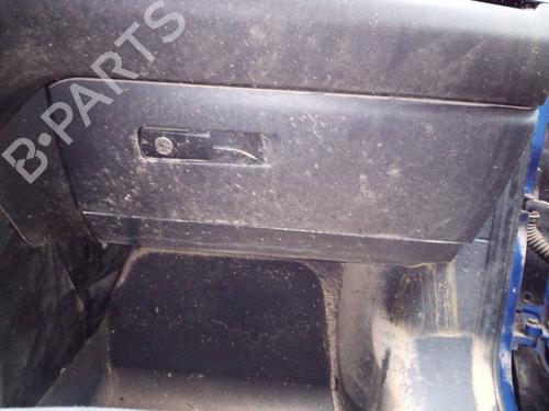 Vano posta oggetti BMW X1 (F48) xDrive 20 d (190 hp) 15658778