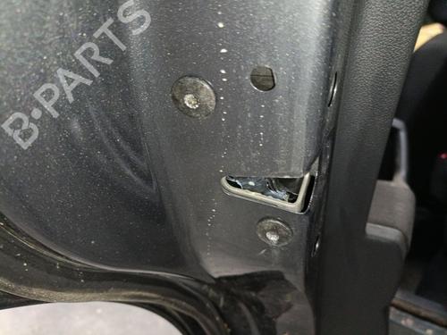 Fechadura trás esquerda VW T-ROC (A11, D11) 1.0 TSI (110 hp) 32859339