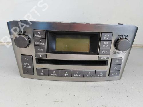 Used Radio TOYOTA AVENSIS Estate (_T25_) 2.0 D-4D (ADT250_, ADT250R) (126 hp) 6165056