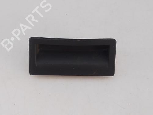 Trunk håndtak AUDI Q3 (8UB, 8UG) 2.0 TDI quattro (150 hp) 27269936