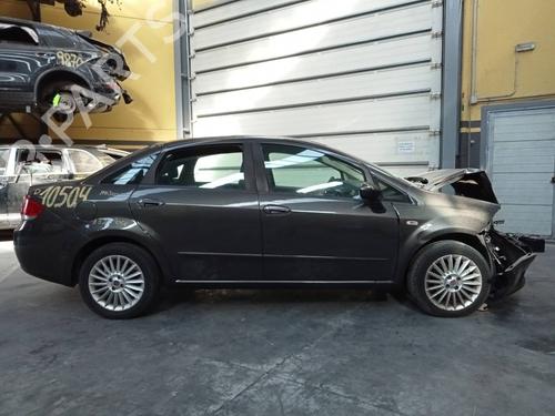 Interrupteur de vitre avant droite FIAT LINEA (323_, 110_) 1.3 D Multijet (323AXB11, 323AXB1A) | BP17009660I26 
