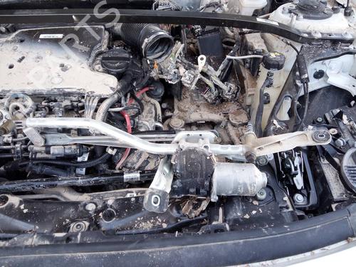 Used Front wiper motor BMW 1 (F40) 118 d (150 hp) 15543667