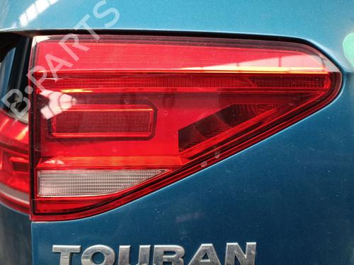 Venstre baglygte bagklap VW TOURAN (5T1) 2.0 TDI (150 hp) 28073623