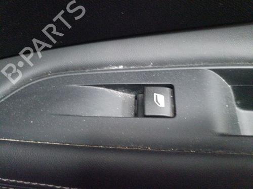 Used Right rear window switch PEUGEOT 3008 II SUV (MC_, MR_, MJ_, M4_) 1.6 BlueHDi 120 (120 hp) 30733748