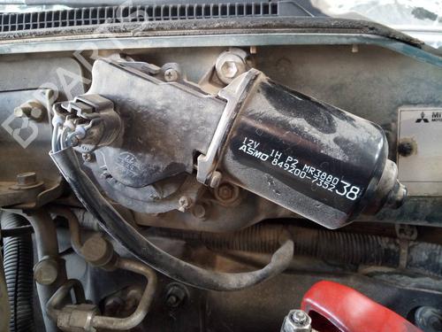 Used Front wiper motor MITSUBISHI PAJERO III (V7_W, V6_W) 2.5 TDi (V64W, V74W) (115 hp) 13647242