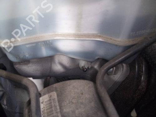 Used Brake master cylinder BMW 1 (E87) 118 d (143 hp) 17163549