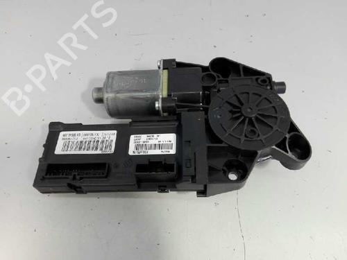 Used Left front window motor RENAULT MEGANE III Hatchback (BZ0/1_, B3_) 1.5 dCi (BZ09, BZ0D, BZ1W, BZ29, BZ14) (110 hp) 2695821