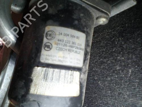 Used Front wiper motor PEUGEOT EXPERT Van (VF3A_, VF3U_, VF3X_) 1.6 HDi 90 8V (90 hp) 12491473