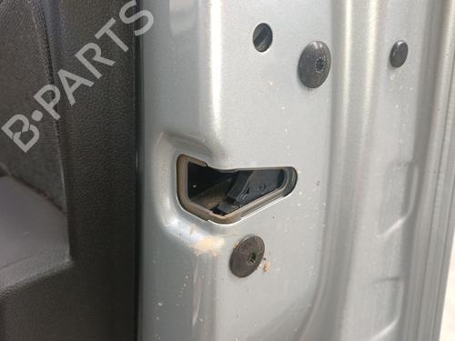 front-right-lock-vw-golf-viii-cd1-da1-2019-36466383 main image