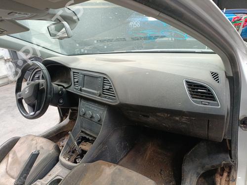 Used Dashboard Dashboard SEAT LEON (5F1) 1.6 TDI (105 hp) 34734453 34734453