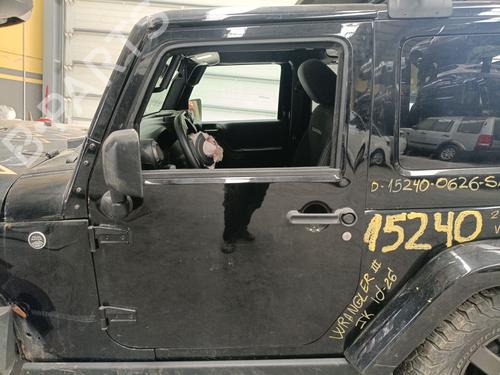 Used Left front door Left front door 37199790 37199790