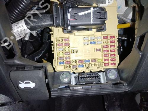 Sikringsdåse HYUNDAI i20 III (BC3, BI3) 1.0 T-GDI (101 hp) 32343005