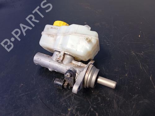 Used Brake master cylinder AUDI A1 Sportback (8XA, 8XF) 1.0 TFSI (95 hp) 24202454