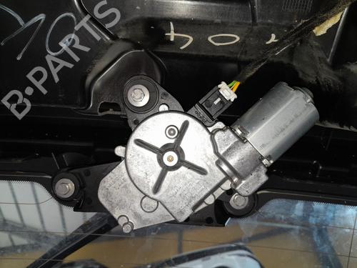 Used Rear wiper motor PEUGEOT 5008 II (MC_, MJ_, MR_, M4_) 1.5 BlueHDi 130 (MCYHZJ, MCYHZR, MCYHZX) (131 hp) 24682543