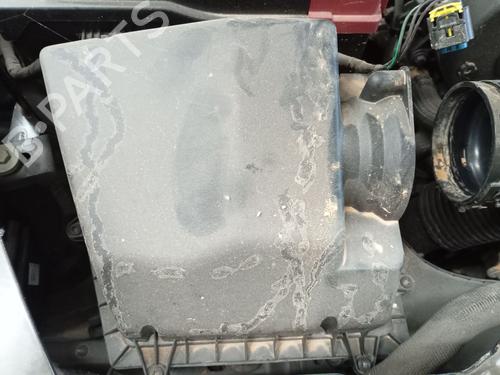 Used Air filter box JAGUAR F-PACE (X761) 3.0 SDV6 AWD (300 hp) 31065259