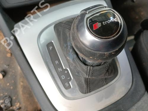 Used Gear lever AUDI Q3 (8UB, 8UG) 2.0 TDI quattro (150 hp) 27269943