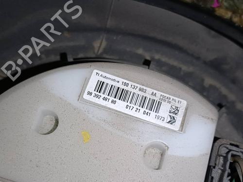 Used Fuel pump OPEL CORSA F (P2JO) [2019-2025]  22698471