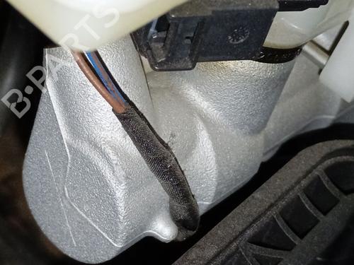 brake-master-cylinder-vw-t-roc-a11-d11-2017-32859219 main image