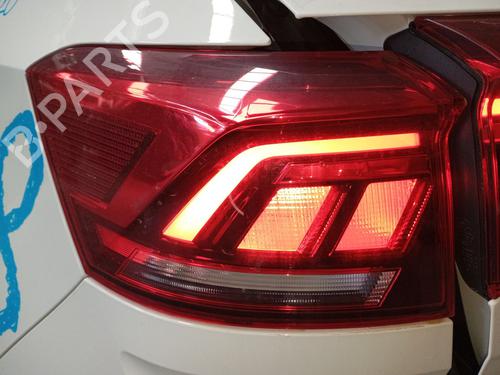 Used Left taillight Left taillight VW T-ROC (A11, D11) 2.0 TDI SCR (116 hp) 33027414 33027414