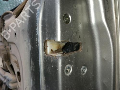 Used Tailgate lock MITSUBISHI PAJERO III (V7_W, V6_W) 3.2 Di-D (V68W, V78W) (165 hp) 32023517