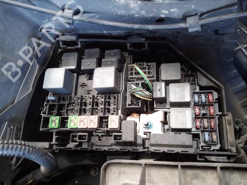 Used Fuse box LAND ROVER FREELANDER 2 (L359) [2006-2015]  19107042