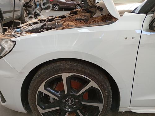 Used Left front fenders Left front fenders AUDI A1 Sportback (GBA) 30 TFSI (110 hp) 33755798 33755798
