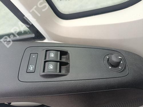 Used Left front window switch Left front window switch 38725011 38725011