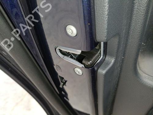 Venstre bagtil lås MERCEDES-BENZ C-CLASS (W206) C 220 d (206.016, 206.004) (200 hp) 31145538