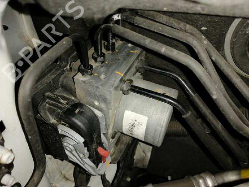 Used ABS pump KIA CEE'D Sportswagon (JD) 1.6 CRDi 128 (128 hp) 4899555