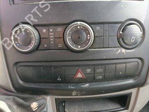 Used Climate control Climate control VW CRAFTER 30-50 Van (2E_) 2.0 TDI (136 hp) 40531074 40531074