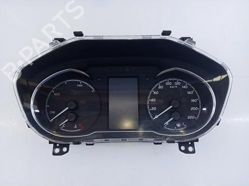 Used Instrument cluster TOYOTA YARIS (_P13_) 1.5 Hybrid (NHP130_, NHP130) (101 hp) 13400697