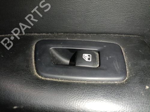 Used Right rear window switch JEEP COMPASS (MP, M6, MV, M7) 1.4 MultiAir (140 hp) 30833618
